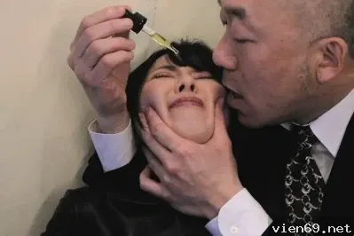 The beautiful female spy was forced to take aphrodisiac drugs and the aftermath